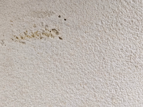 Classic Beige Fissured Stone Slab | Cream Limestone Look with Dark Veins